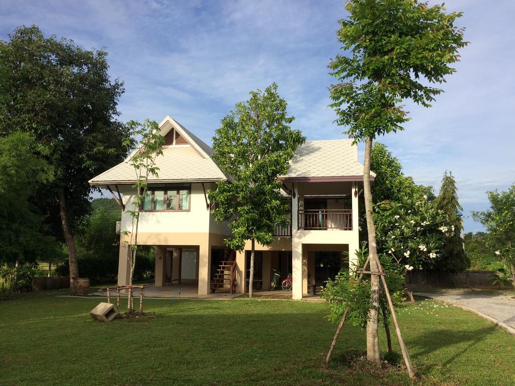 Baan2Rai Hotel Kanchanaburi Eksteriør billede