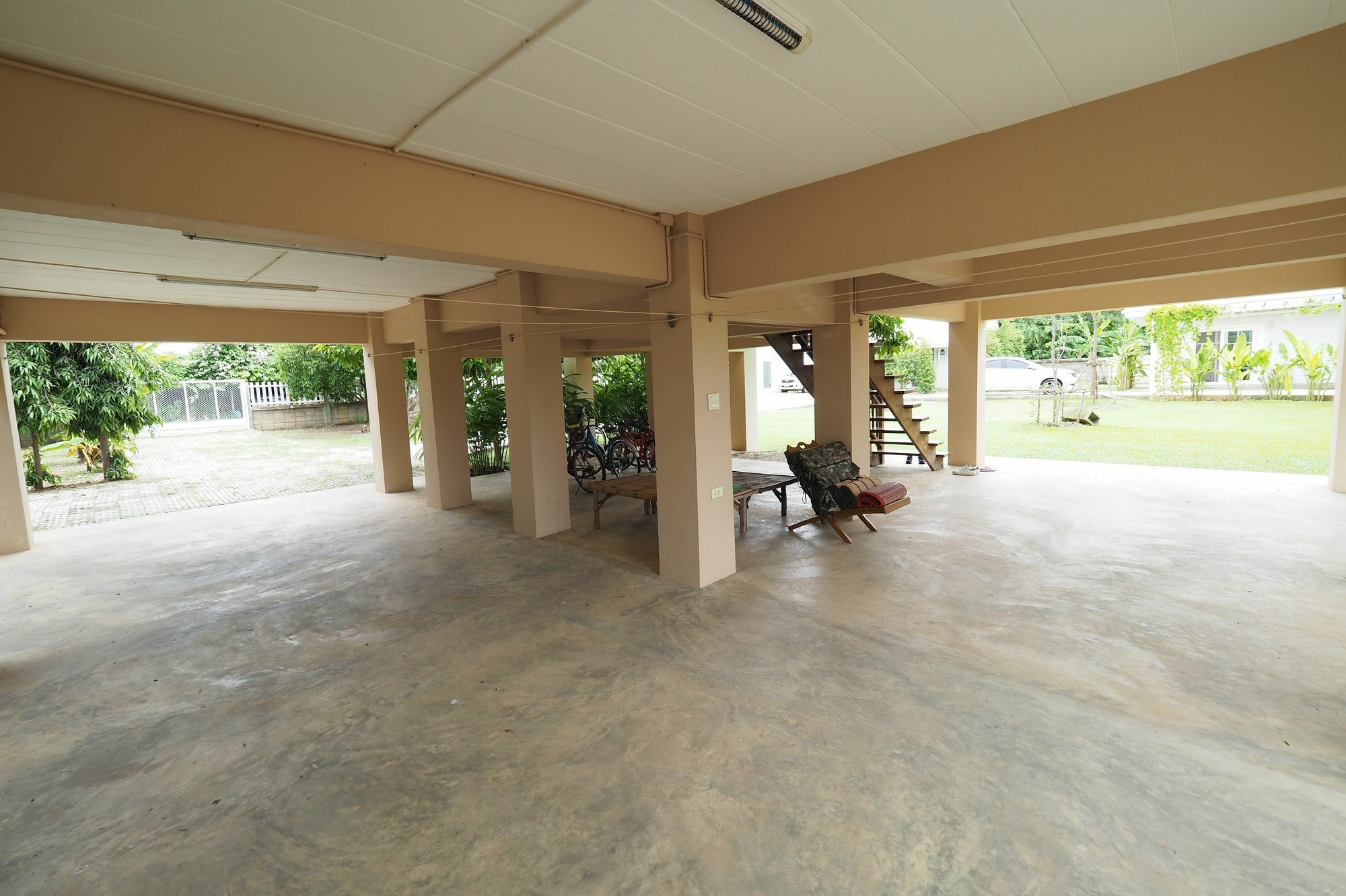 Baan2Rai Hotel Kanchanaburi Eksteriør billede